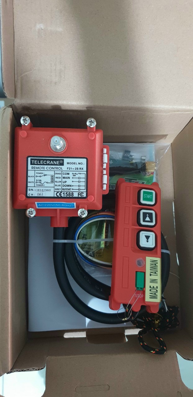 Điều khiển từ xa F21-2s